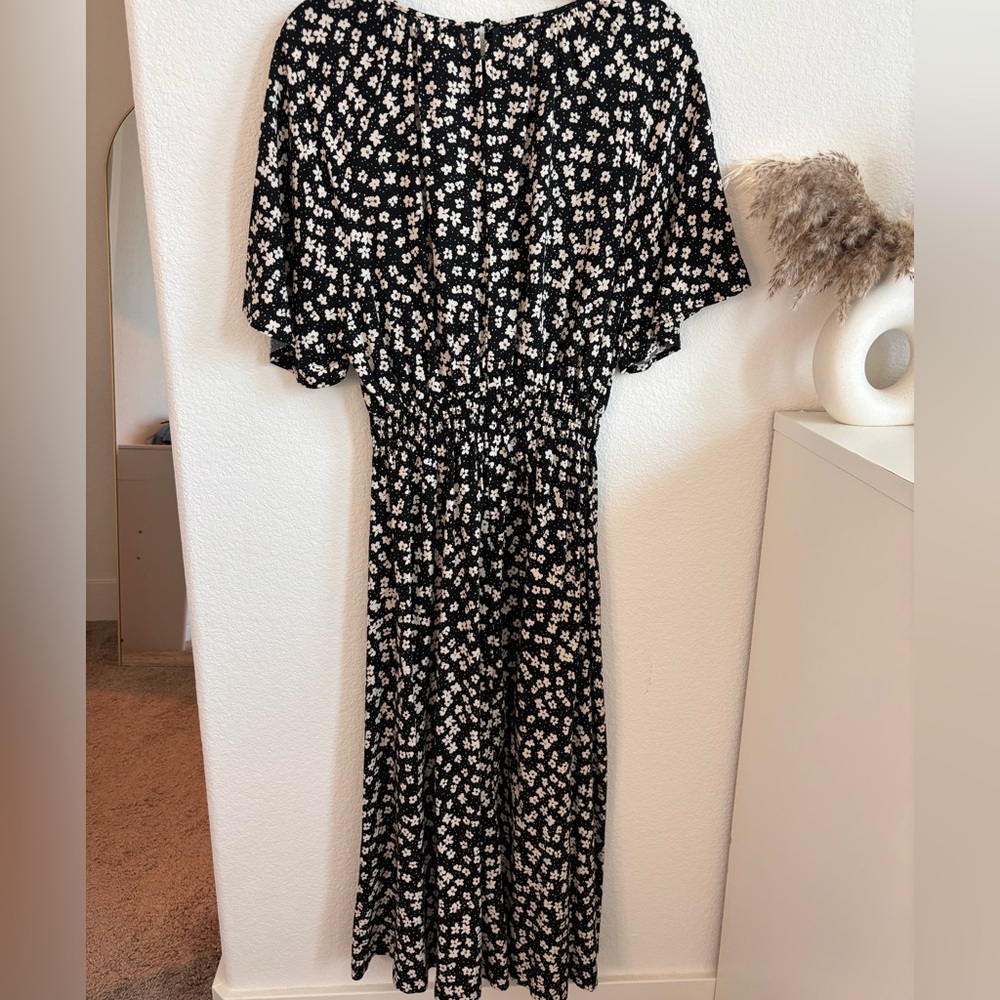 H&M Black and White Floral dress
